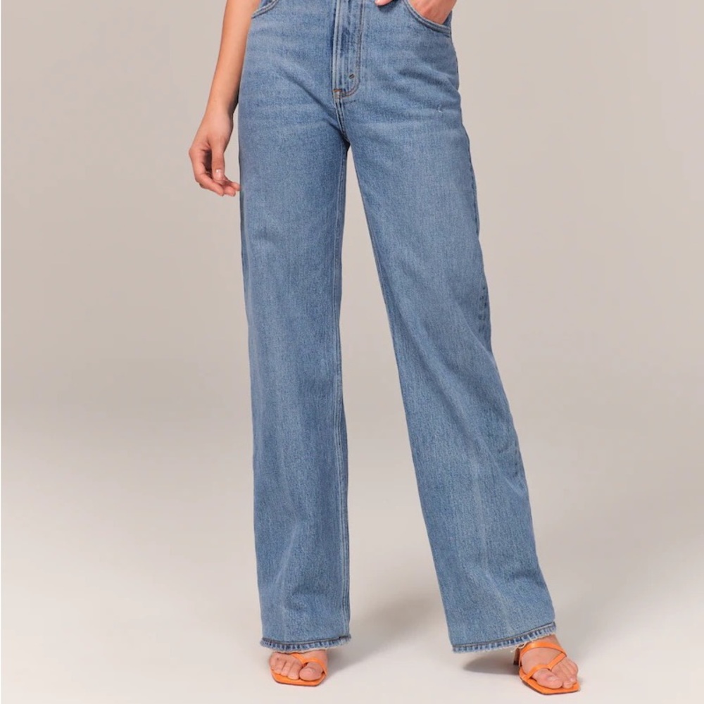 90s Ultra High Rise Relaxed Jeans